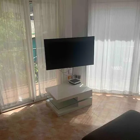 Duplex A 50 Metros De La Playa Con Parking. 아파트